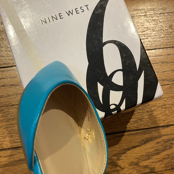 Nine West turquoise ankle strap flats - Picture 5 of 6
